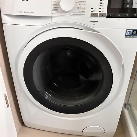 Skyline Rooftop With 2 Balconies -401- Appartamento