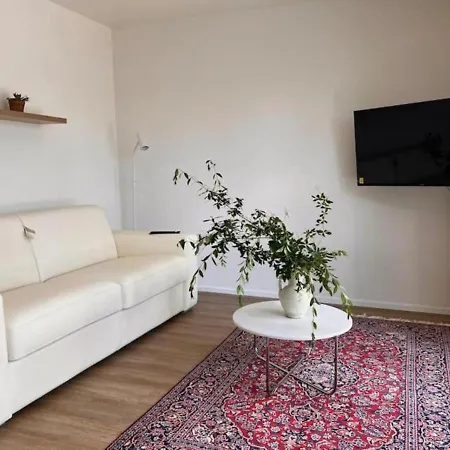 Appartamento Skyline Rooftop With 2 Balconies -401-