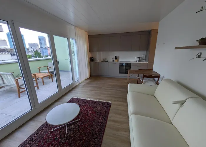 Апартаменты Skyline Rooftop With 2 Balconies -401-